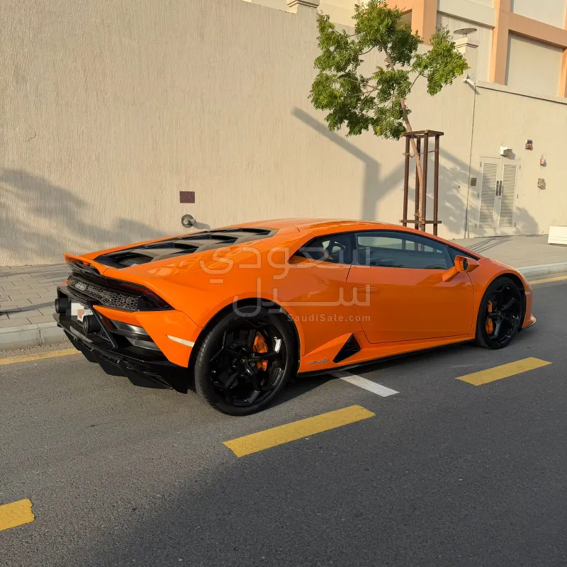 2020 لمبرجيني هوراكان ايفو