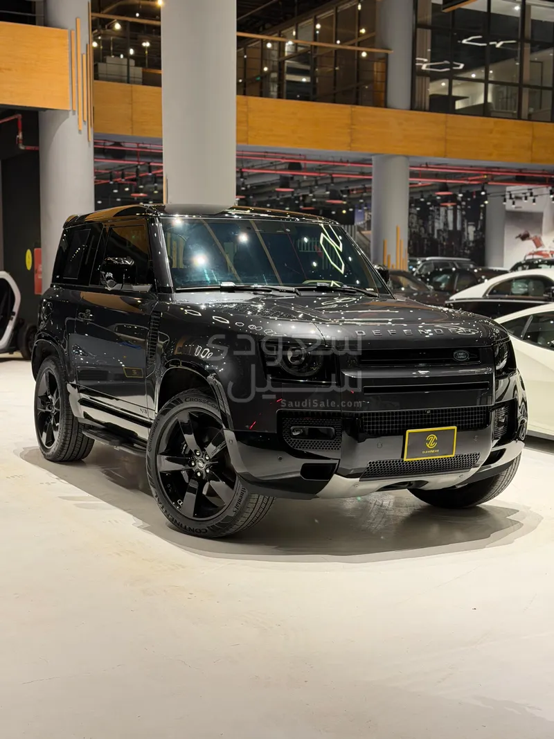 2025 لاند روفر ديفيندر اكس