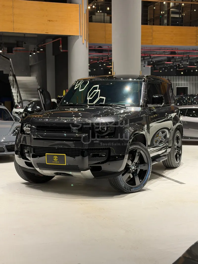 2025 لاند روفر ديفيندر اكس