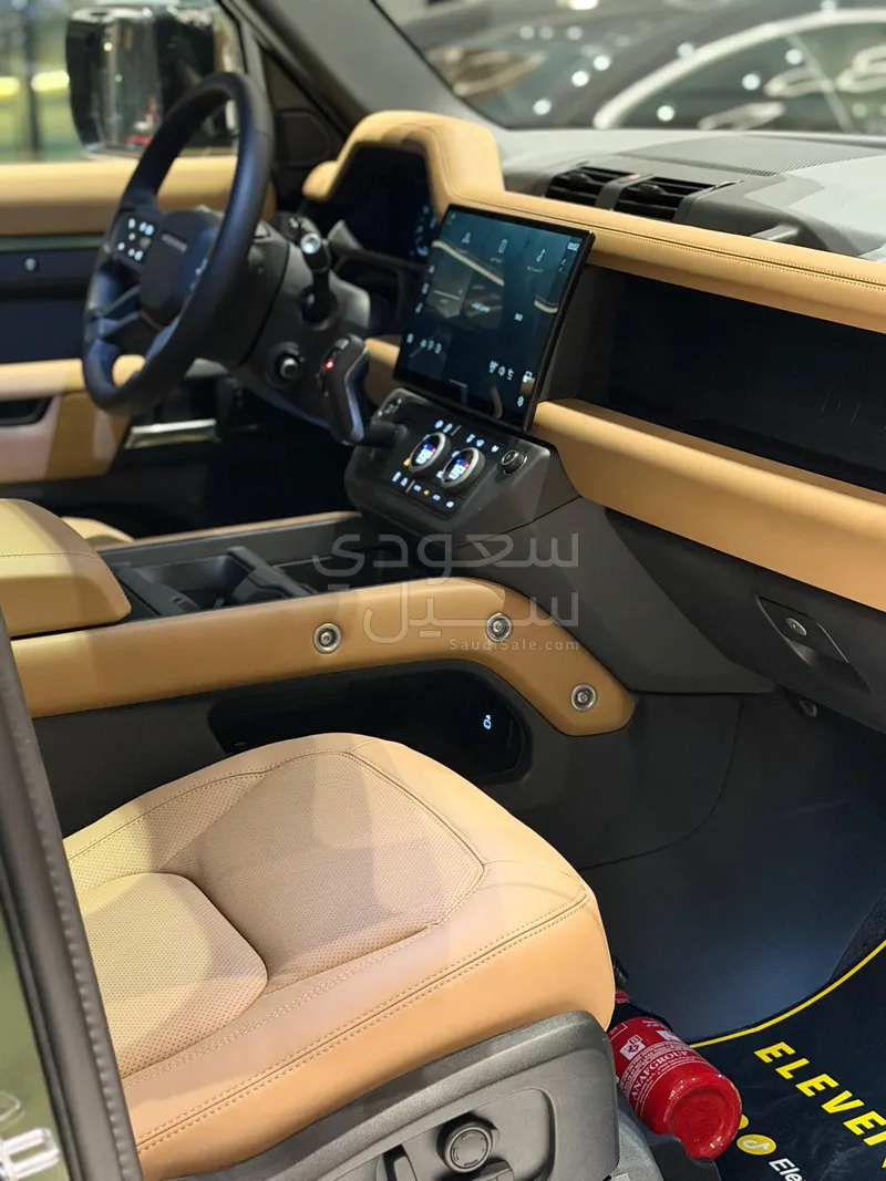 2026 لاند روفر رينج روفر اتش اس اي