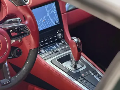 2025 بورش 718 كايمان