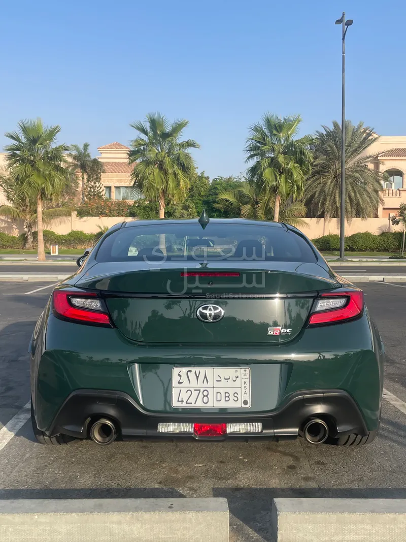 2025 تويوتا جي ار 86