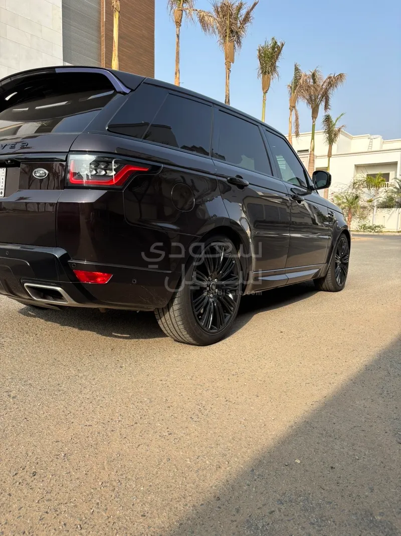 2021 لاند روفر رينج روفر سبورت اوتوبيوجرافي