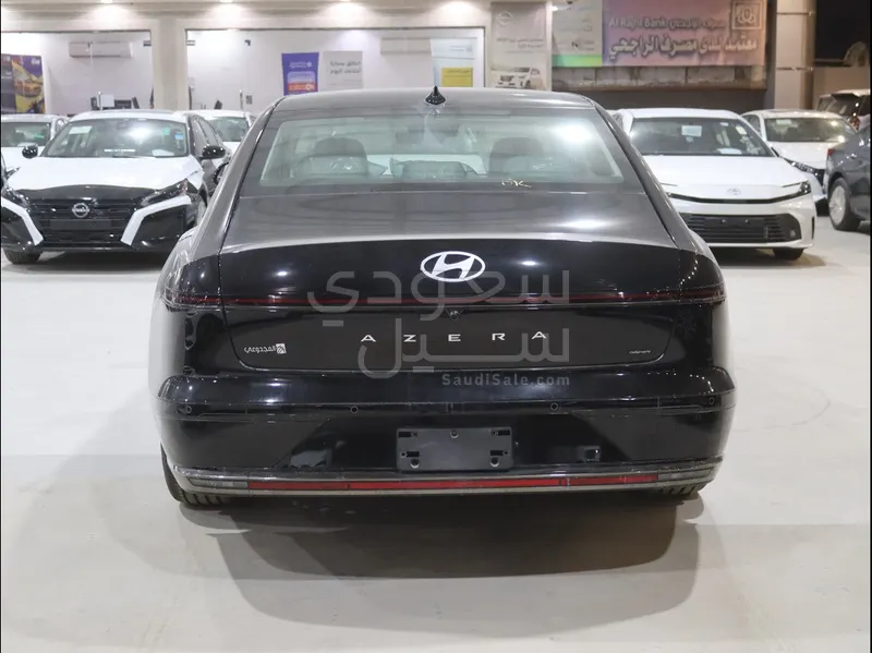 2026 هيونداي ازيرا كاليجرافي