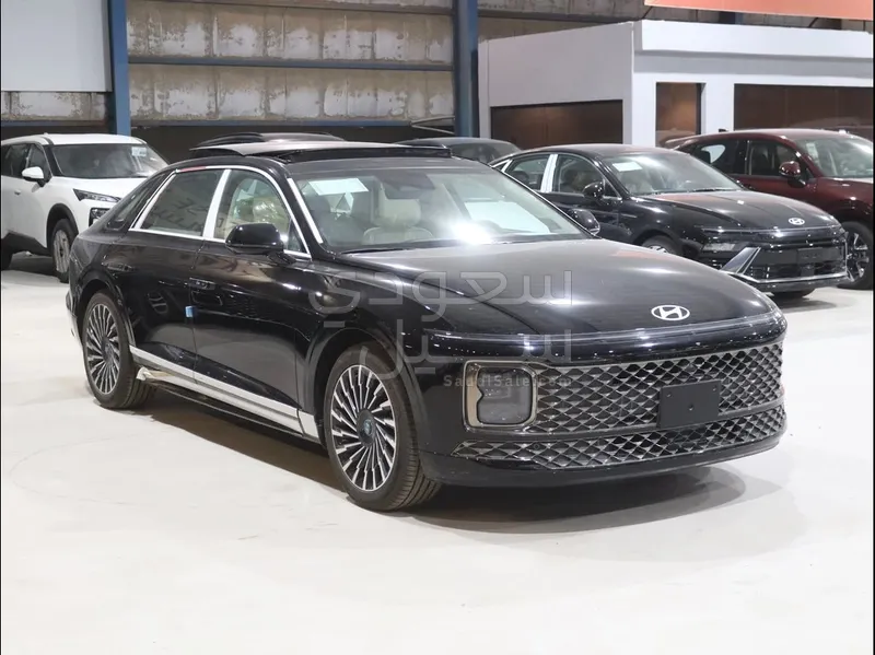 2026 هيونداي ازيرا كاليجرافي