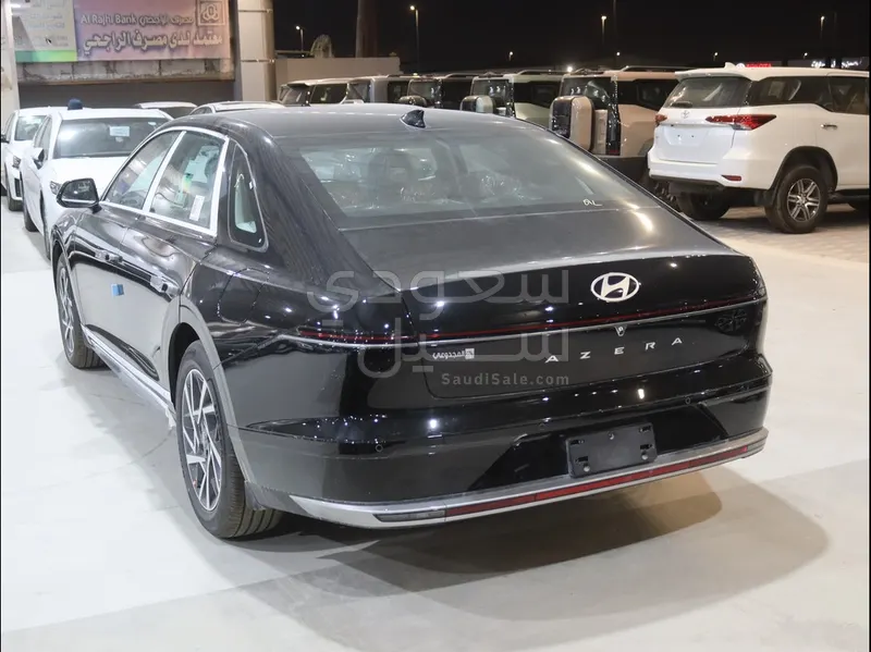 2026 هيونداي ازيرا