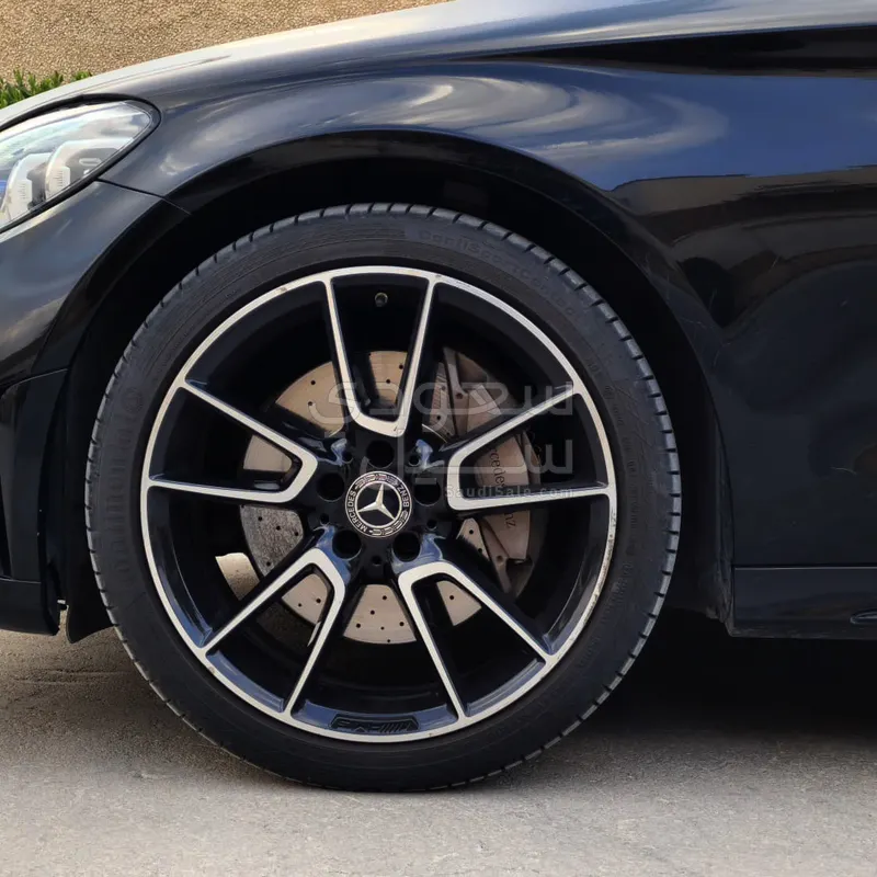 2019 مرسيدس - بنز سي 300