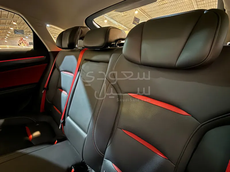 2022 جيلي توجيلا