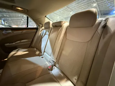 2013 كرايسلر 300 سي اكزكتيف