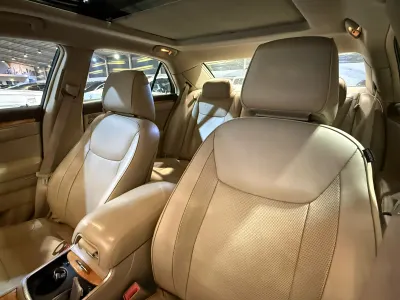 2013 كرايسلر 300 سي اكزكتيف