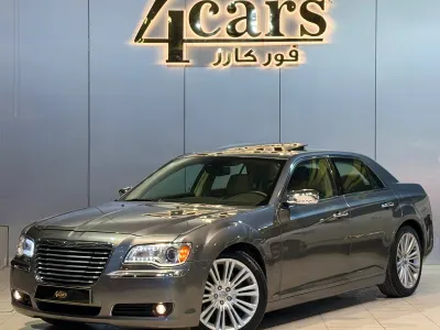 2013 كرايسلر 300 سي اكزكتيف