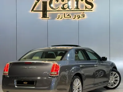 2013 كرايسلر 300 سي اكزكتيف