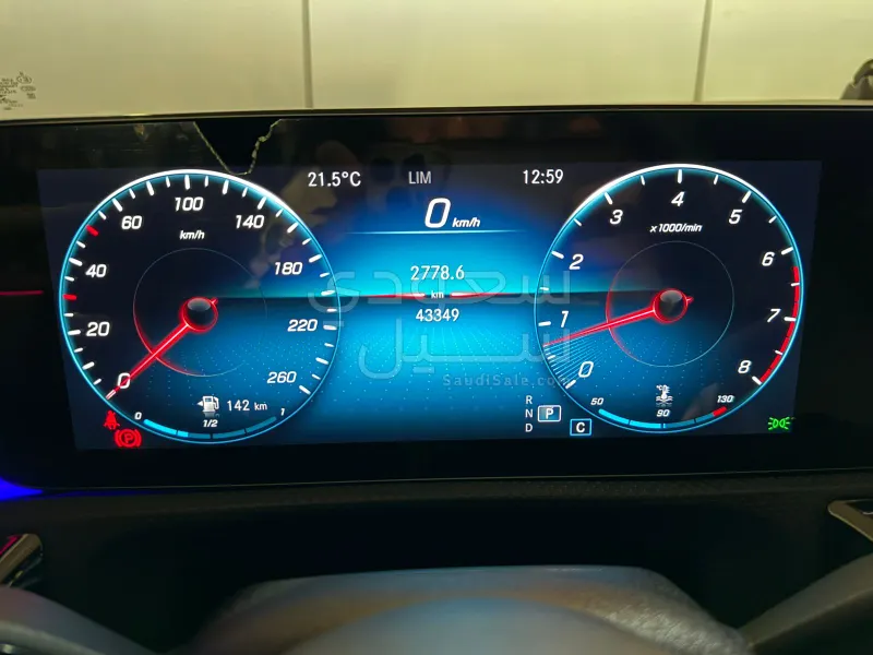 2021 مرسيدس - بنز أي 200