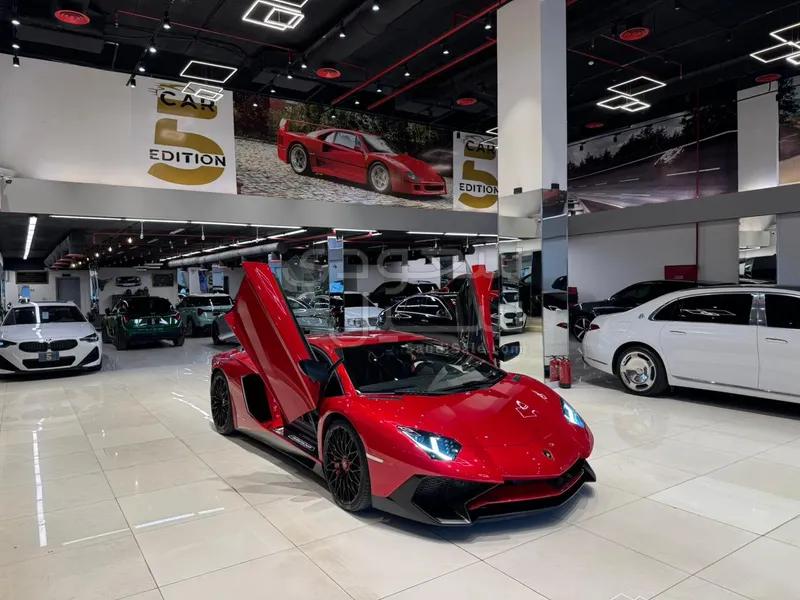 2016 لمبرجيني افنتادور اس