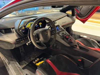 2016 لمبرجيني افنتادور اس