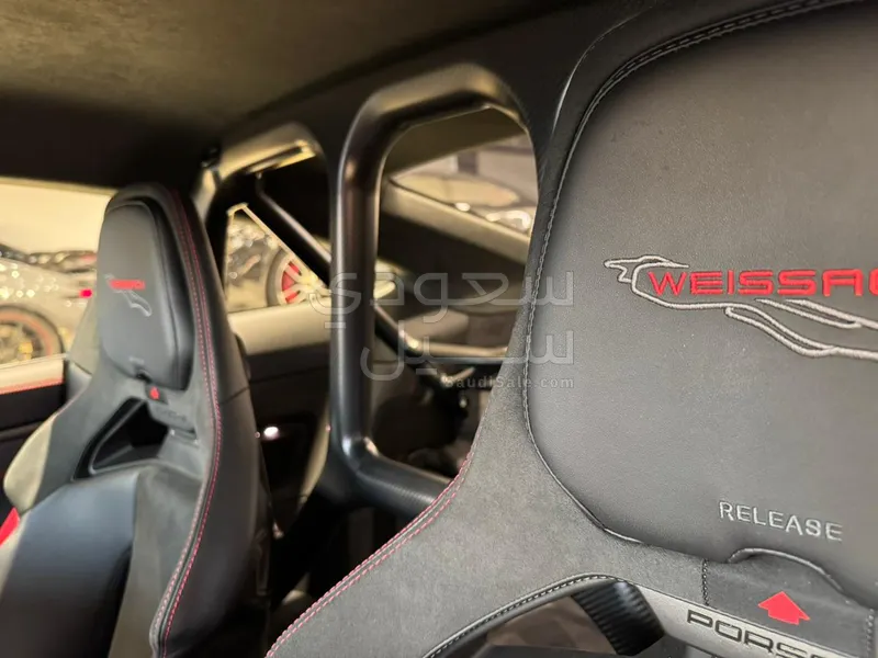 2025 بورش 911 جي تي 3