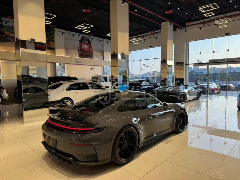2025 بورش 911 جي تي 3