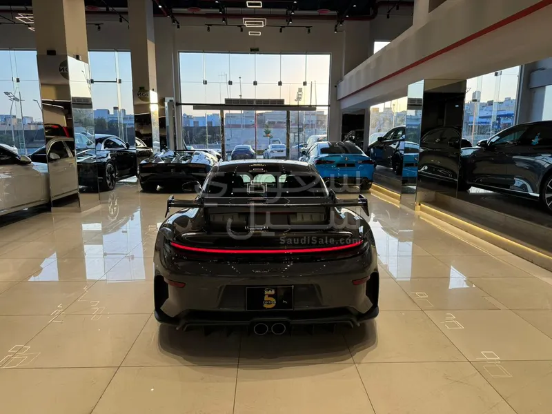 2025 بورش 911 جي تي 3