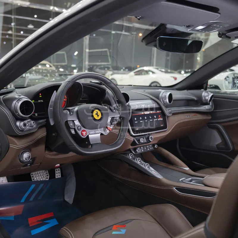 2020 فيراري جي تي سي 4 لوسو