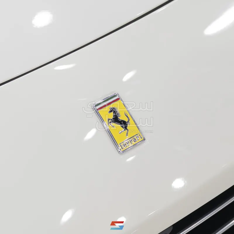 2020 فيراري جي تي سي 4 لوسو