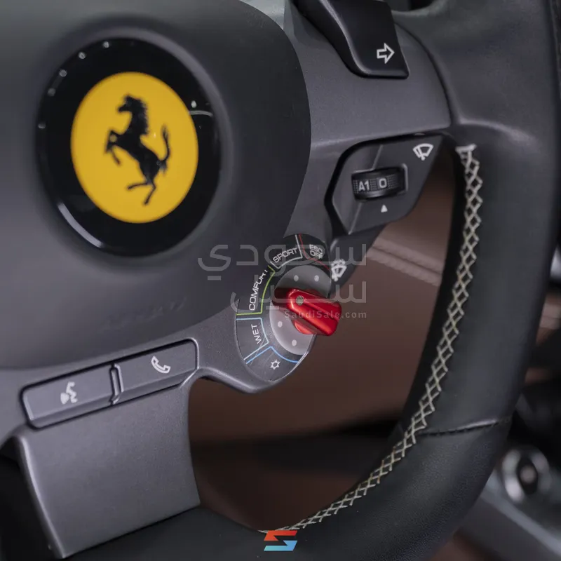 2020 فيراري جي تي سي 4 لوسو