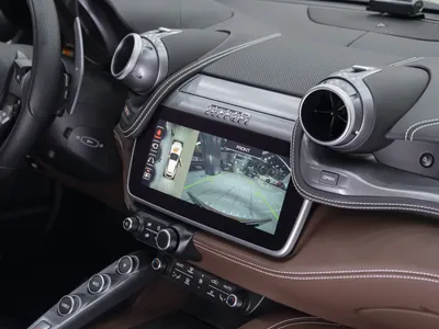 2020 فيراري جي تي سي 4 لوسو