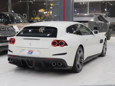 2020 فيراري جي تي سي 4 لوسو