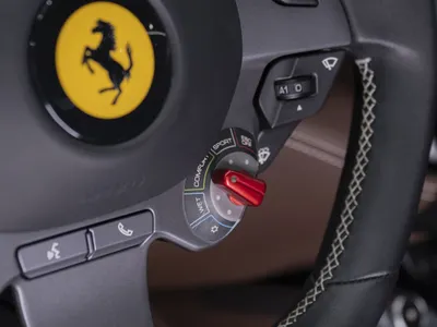 2020 فيراري جي تي سي 4 لوسو