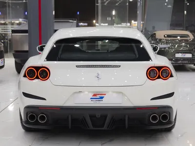 2020 فيراري جي تي سي 4 لوسو