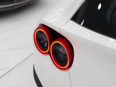 2020 فيراري جي تي سي 4 لوسو