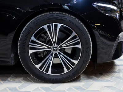 2025 مرسيدس - بنز إي 200