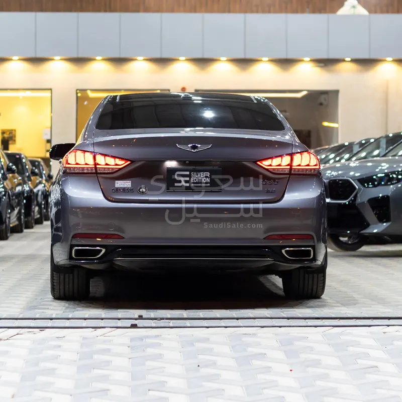 2018 جينيسيس جي 80