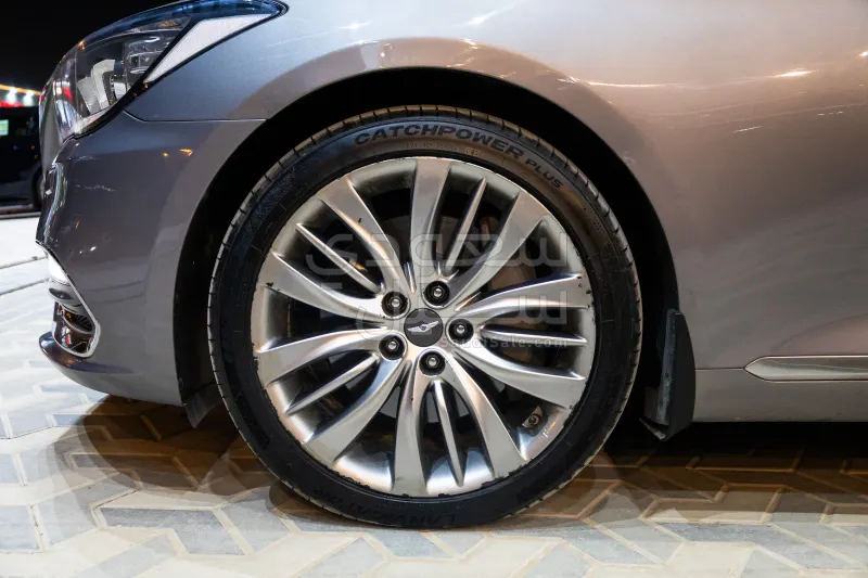 2018 جينيسيس جي 80