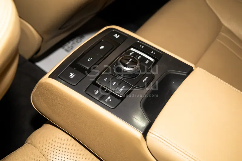 2018 جينيسيس جي 80