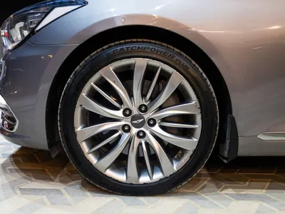 2018 جينيسيس جي 80