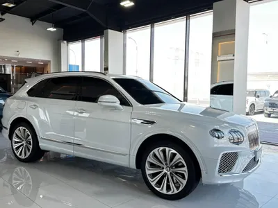 2024 بنتلي بنتايجا في 8