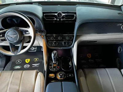 2024 بنتلي بنتايجا في 8