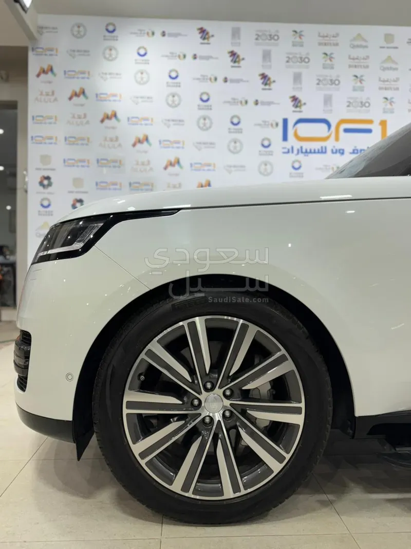 2023 لاند روفر رينج روفر اتش اس اي