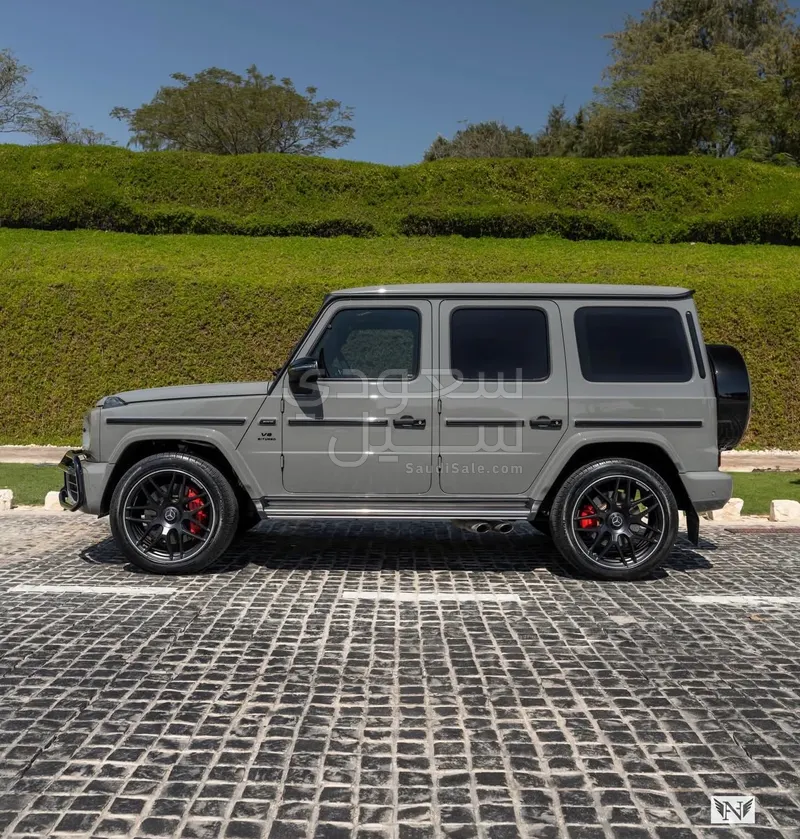 2022 مرسيدس - بنز جي 63 أي إم جي