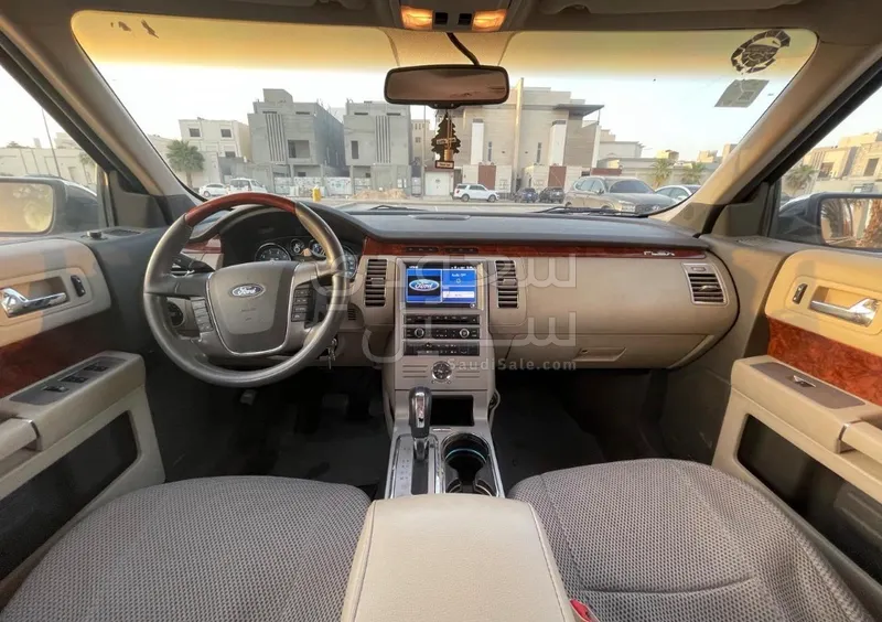 2011 فورد فليكس ليمتد