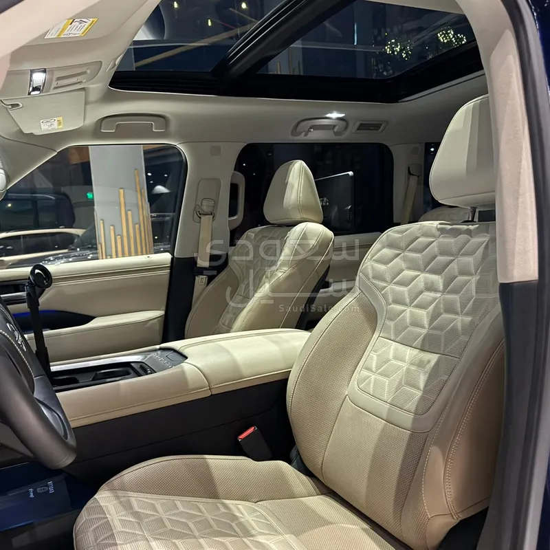 2025 Nissan Patrol Platinum