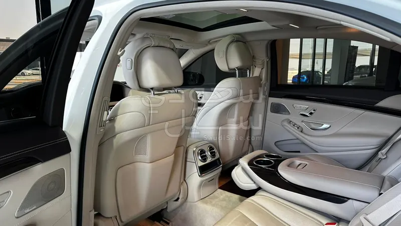 2020 مرسيدس - بنز إس 560 مايباخ