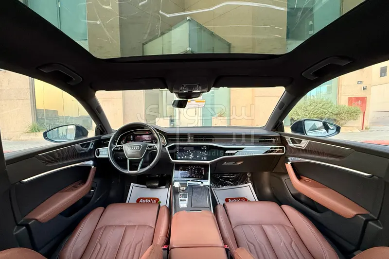 2022 اودي اي 7 55 تي اف اس اي