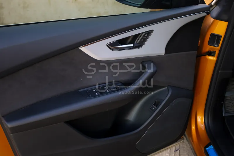 2023 اودي كيو 8 اس لاين