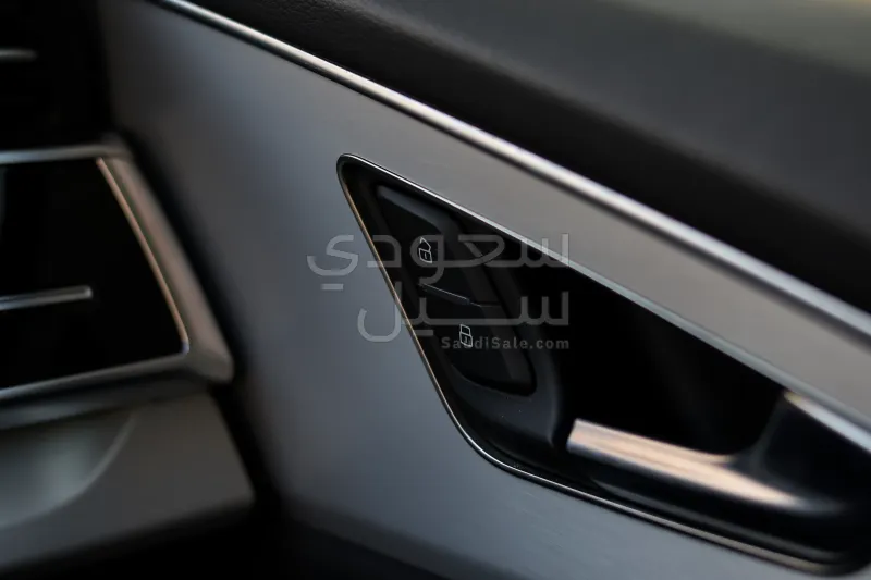 2023 اودي كيو 8 اس لاين