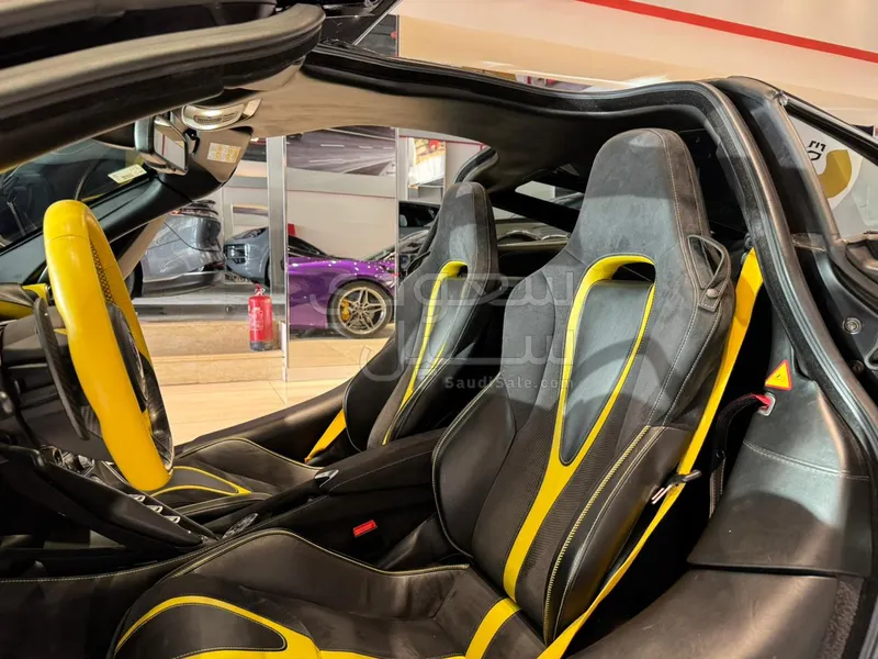 2018 مكلارين 720 إس