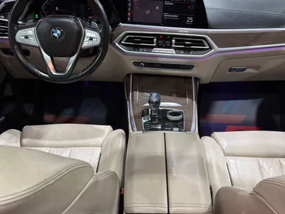 2021 بي ام دبليو الفئة اكس 7