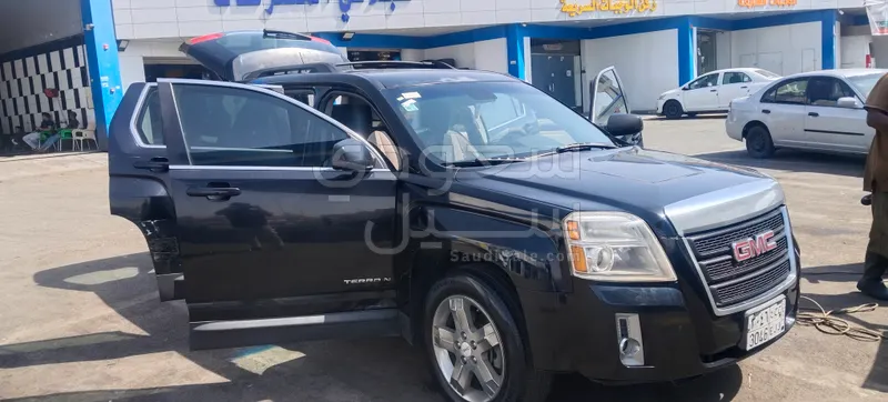 2013 جي ام سي تيريان