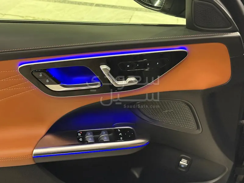 2023 مرسيدس - بنز سي 200 أي إم جي