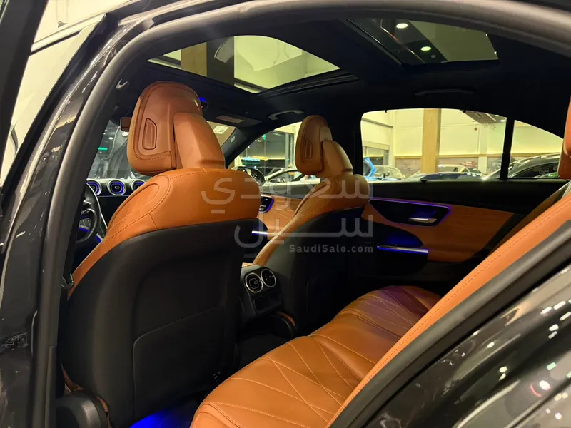 2023 مرسيدس - بنز سي 200 أي إم جي